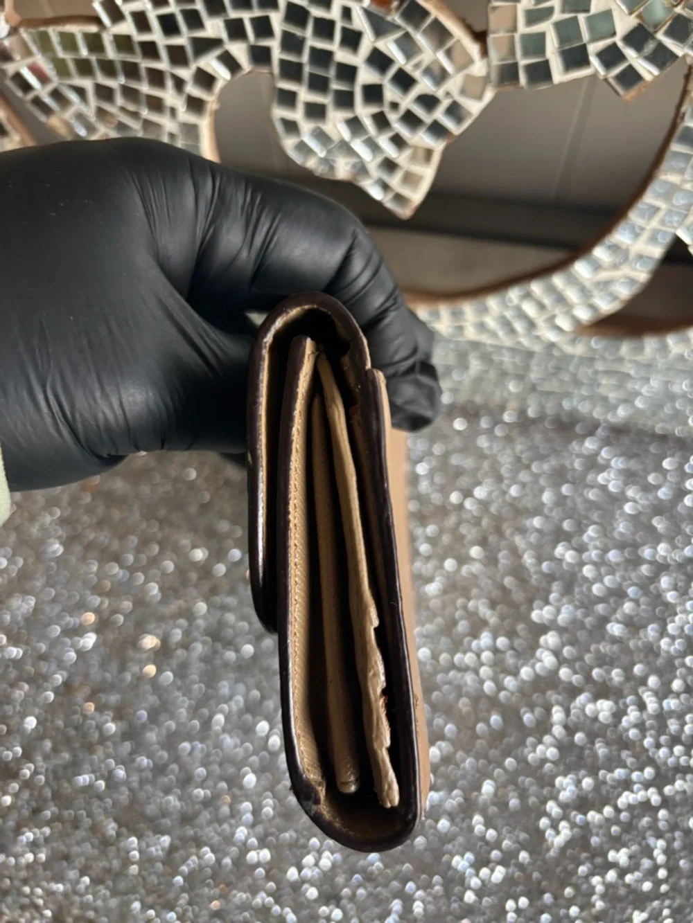 ⭐️Coach‎ Tan Leather Buckle Continental Wallet